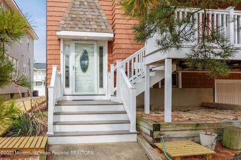 1 New Jersey Avenue, Lavallette, NJ 08735