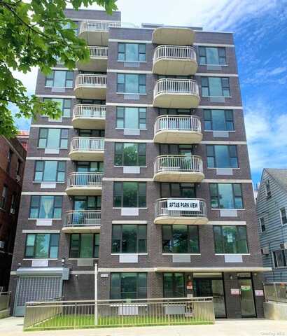 89-14 150th Street, Jamaica, NY 11435