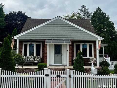 46 Grand Street, Elmont, NY 11003