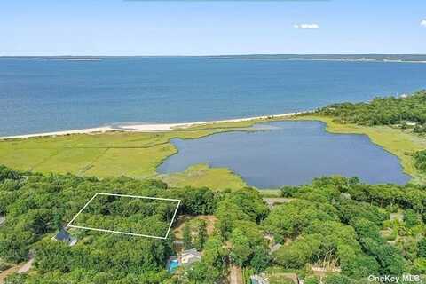 34 Leander Terrace, Hampton Bays, NY 11946