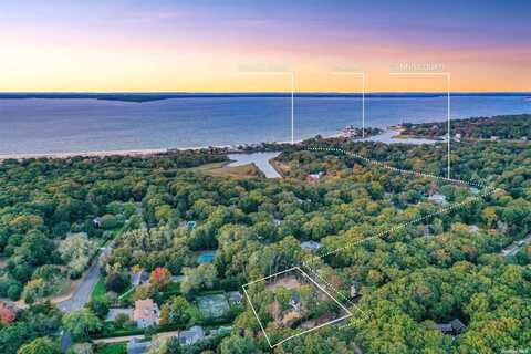 779 Noyack Road, Southampton, NY 11968