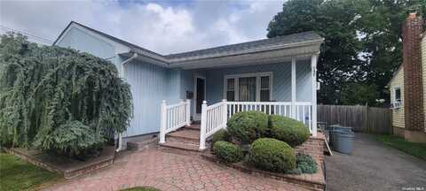 473 Duryea Avenue, Uniondale, NY 11553