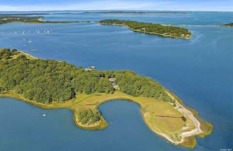 34a N Cartwright Road, Shelter Island, NY 11964