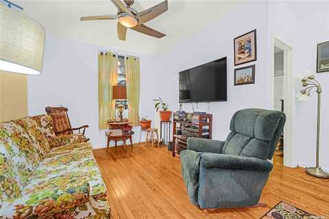 21-16 35th Street, Astoria, NY 11105