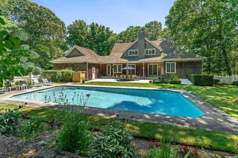 20 Bridge Hill Lane, Bridgehampton, NY 11932