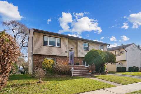 400 North Columbus A, Freeport, NY 11520