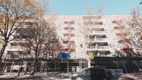 142-05 Roosevelt Avenue, Flushing, NY 11354