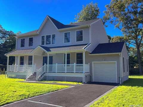 97 E Cedar Road, Mastic Beach, NY 11951