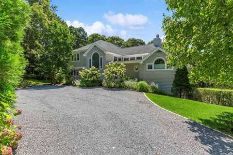 4 Joshuas Path, East Hampton, NY 11937