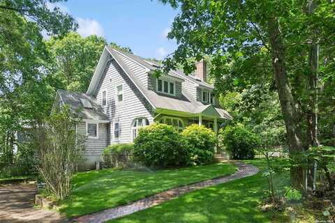 14 Towhee Trail, East Hampton, NY 11937