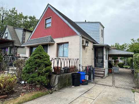 50-52 Utopia Parkway, Fresh Meadows, NY 11365