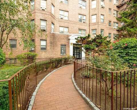 61-41 Saunders Street, Rego Park, NY 11374