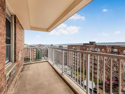 300 N Broadway, Yonkers, NY 10701