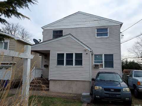 45 Venetian Promenade, Lindenhurst, NY 11757