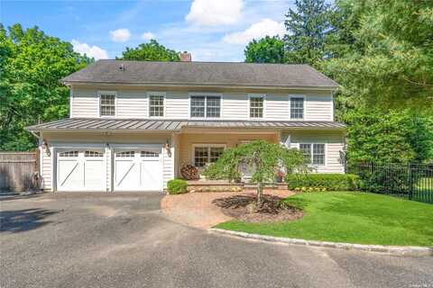 729 Remsens Lane, Upper Brookville, NY 11771