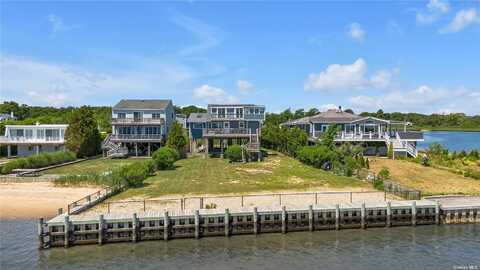 55 Oceanview Drive, Mastic Beach, NY 11951