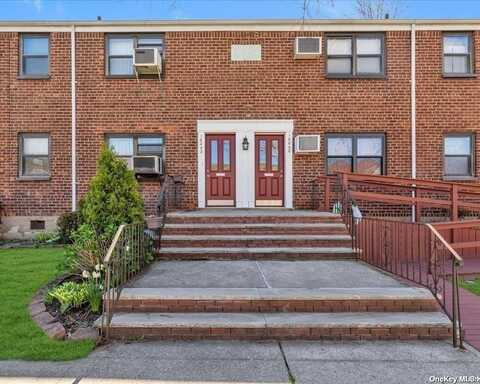 160-52 Willets Point Boulevard, Whitestone, NY 11357