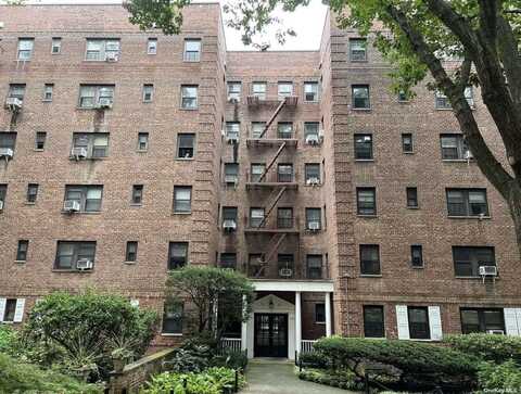 83-83 118th St, Kew Gardens, NY 11415