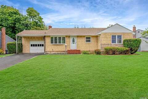 25 Martin Road, Bethpage, NY 11714