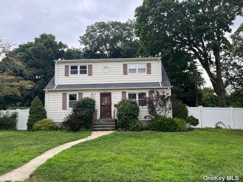 126 N Herman Avenue, Bethpage, NY 11714