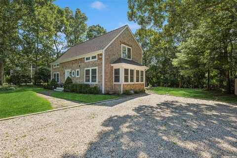 45 Fox Hunt Lane, Amagansett, NY 11930