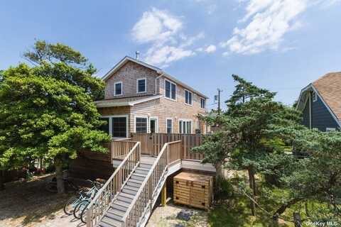 109 Bungalow Walk, Ocean Beach, NY 11770