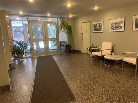 579 W 215 Street, New York, NY 10034