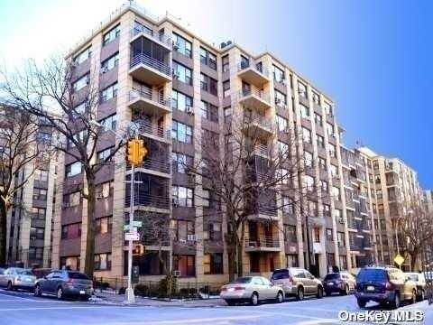 98-41 64th Rd, Rego Park, NY 11374