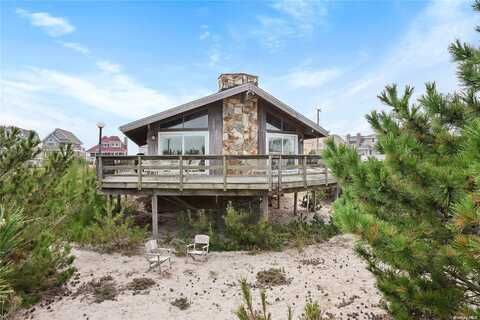 4 Cove, West Hampton Dunes, NY 11978