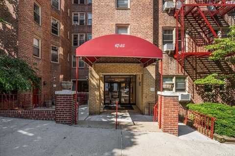 67-25 Clyde Street, Forest Hills, NY 11375