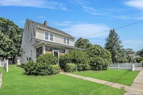 218 N Forest Avenue, Rockville Centre, NY 11570