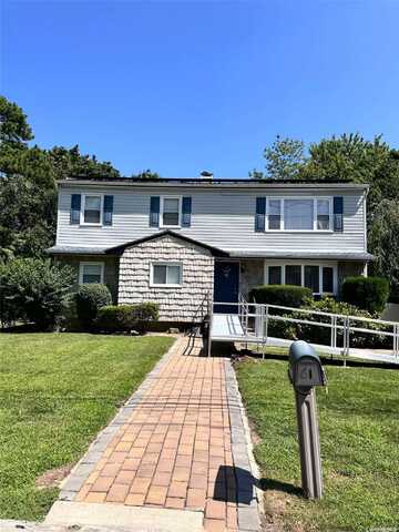 61 S 31st Street, Wyandanch, NY 11798