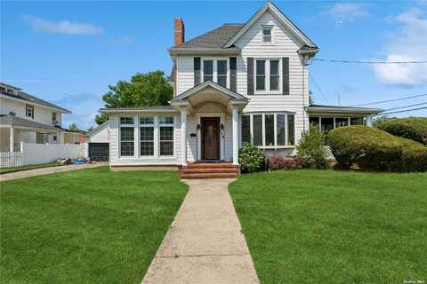 246 S Long Beach Avenue, Freeport, NY 11520