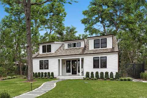 20 Mashomuck Drive, Sag Harbor, NY 11963