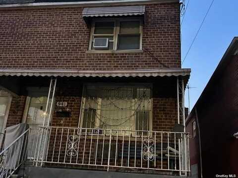 941 E 215th Street, Bronx, NY 10469