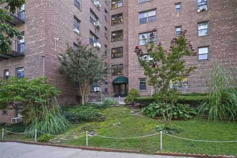 52-15 65 Place S, Maspeth, NY 11378