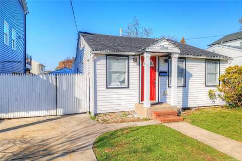 3 E Martin Street, East Rockaway, NY 11518