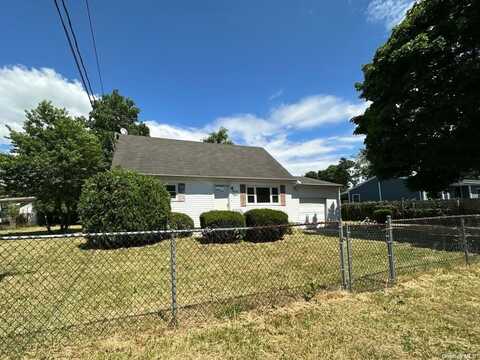 43 S 26th Street, Wyandanch, NY 11798