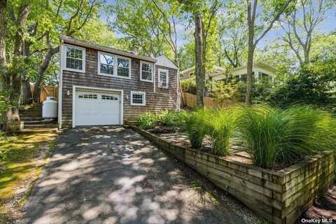 10 Spring Lane, Sag Harbor, NY 11963