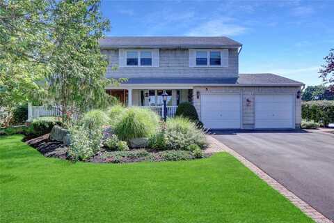 5 Zinnia, Commack, NY 11725