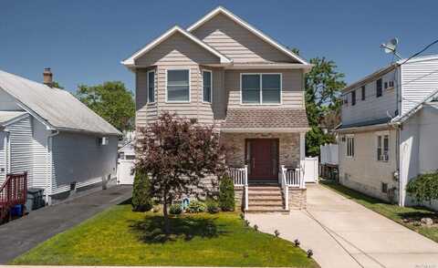 949 Mckinley Street, Baldwin, NY 11510