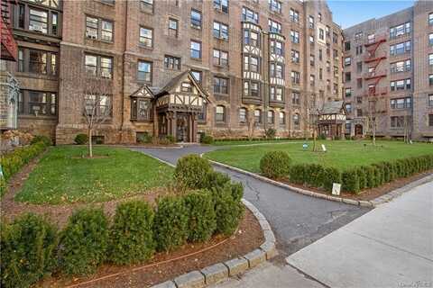 250 Martine Avenue, White Plains, NY 10601