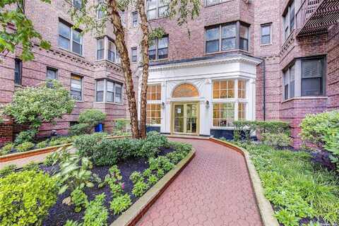 69-40 Yellowstone Boulevard, Forest Hills, NY 11375