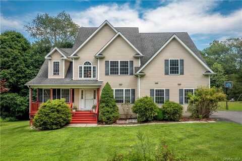 17 Sage Road, Pawling, NY 12564