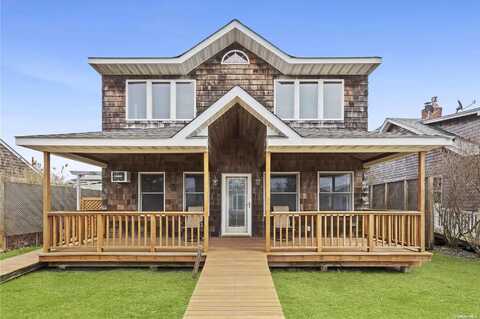 915 Evergreen Walk, Ocean Beach, NY 11770