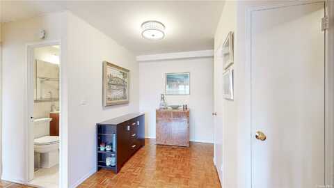 400 E 85th, New York, NY 10028