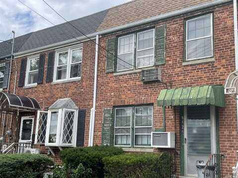 84-26 260th Street, Floral Park, NY 11001