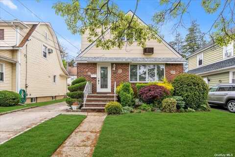 62 Walnut Street, West Hempstead, NY 11552