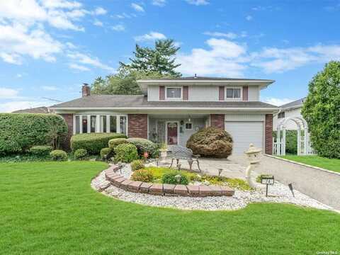 74 Sunnyside Lane, Westbury, NY 11590