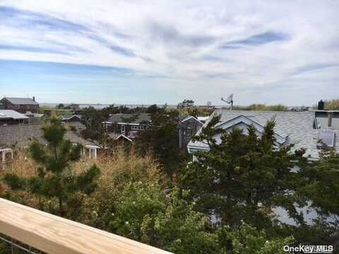 190 Clipper, Ocean Beach, NY 11770